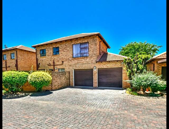3 BEDROOM DUPLEX FOR SALE IN WELTEVREDEN PARK
